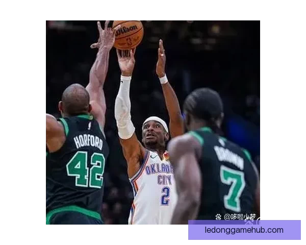 离谱反差布朗吐槽亚历山大罚球近期频繁上双对比赛季平均显巨大变化