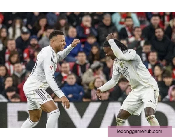 皇马1-2遭绝杀龙赛罗怒批姆巴佩卡马文加称该清洗半支球队